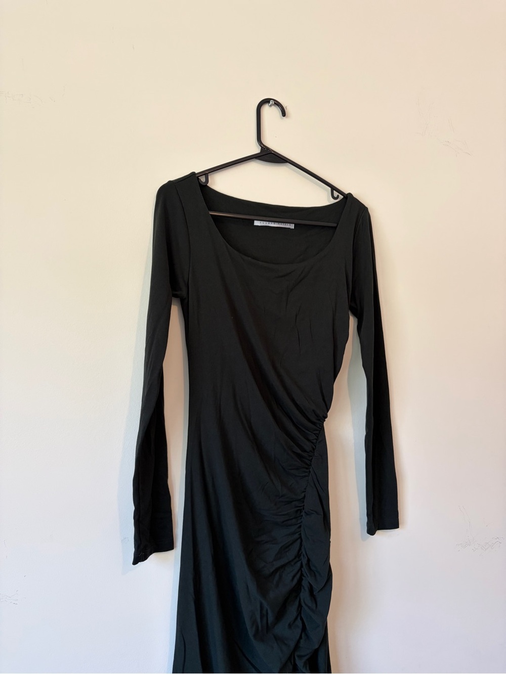 Susana Monaco Black Long Sleeve Ruched Midi Dress - Picture 4 of 7